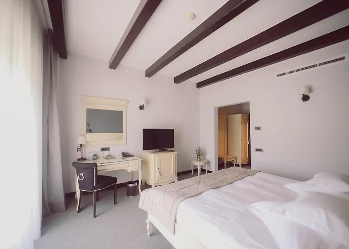 Hotel Helen
