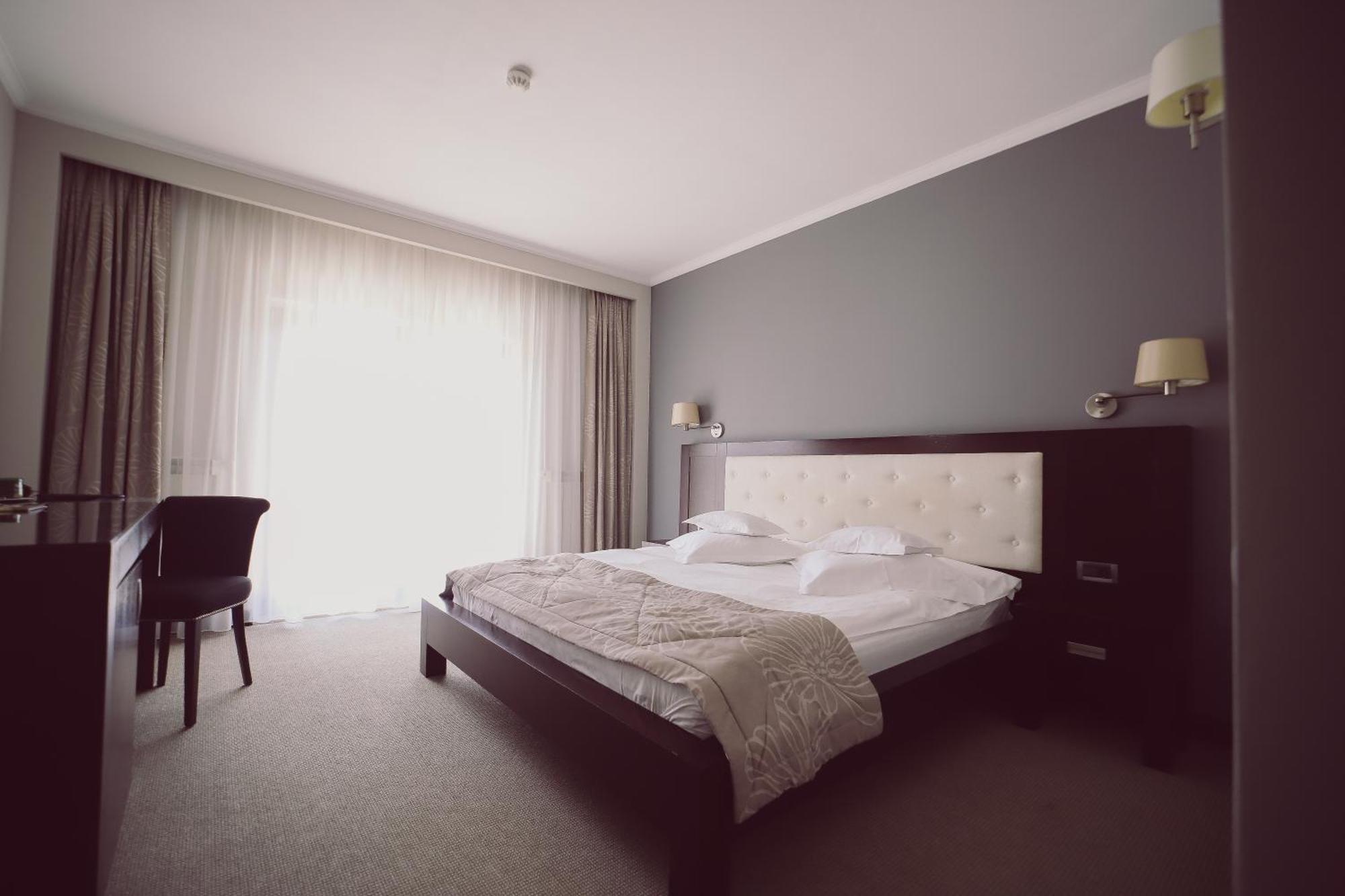 Helen Hotel