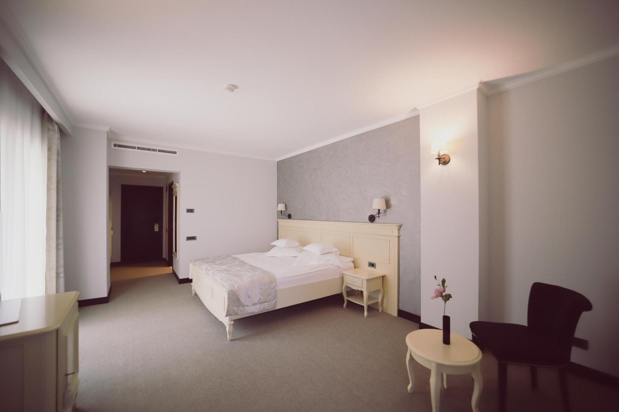 Hotel Helen 4*